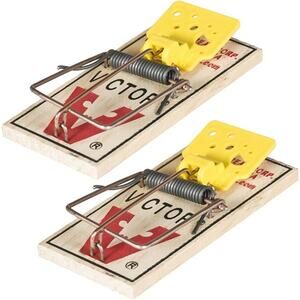 VICTOR Brand Wide Pedal Mouse Traps (2 Each / 3 Sets) Total of 6 Traps NEW